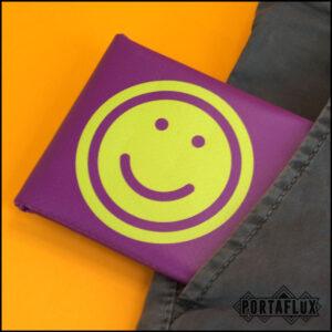 Portafoglio portaschede da Uomo, comodo,compatto e stiloso con RFID Block - ORIGINAL PORTAFLUX (Purple Smiley)